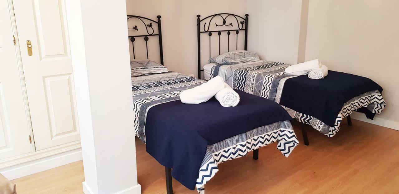 Апартаменты Apartamento Duplex Frente Al Mar Paseo Maritimo Торремолинос Экстерьер фото