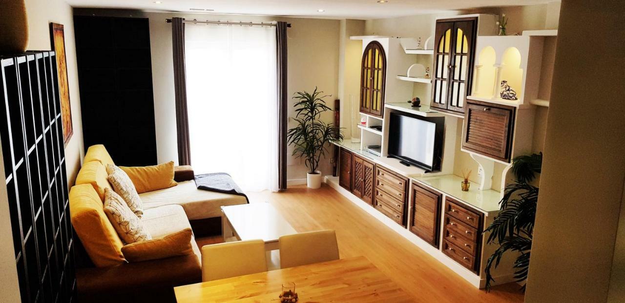 Апартаменты Apartamento Duplex Frente Al Mar Paseo Maritimo Торремолинос Экстерьер фото