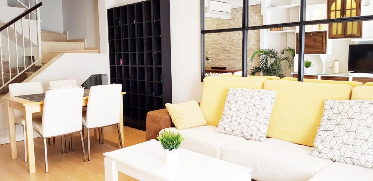 Апартаменты Apartamento Duplex Frente Al Mar Paseo Maritimo Торремолинос Экстерьер фото